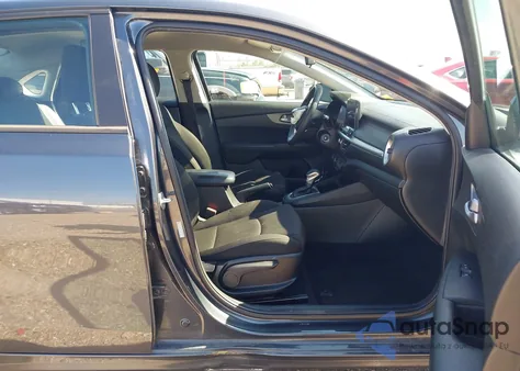 2021 Kia Forte Lxs from USA, damaged, VIN 3KPF24AD3ME372099